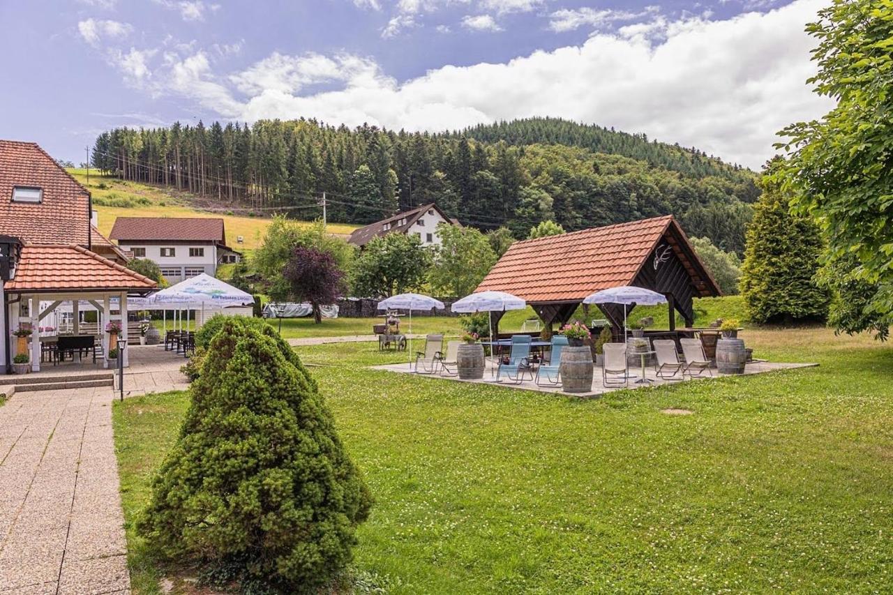 Boutique Wellnesshotel Landmann Steinen  Екстер'єр фото
