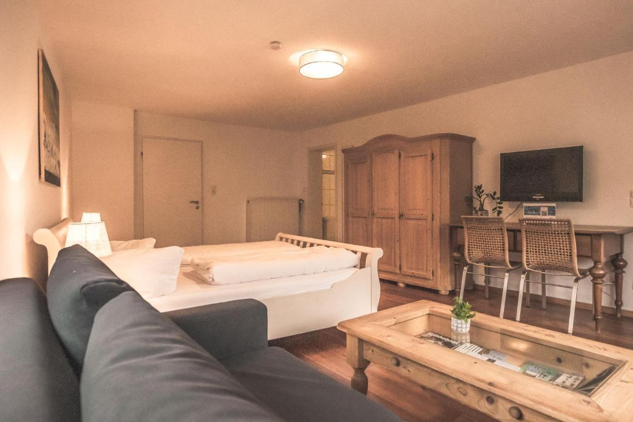Boutique Wellnesshotel Landmann Steinen  Екстер'єр фото